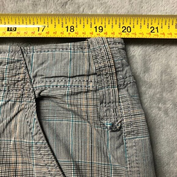 Guess Grey, Black & Blue Long Shorts Size 38 - Picture 6 of 10